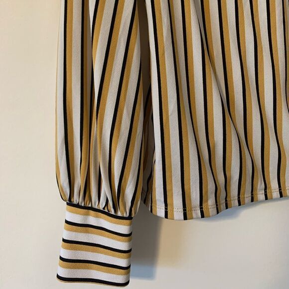 Adrianna Papell Wrap Blouse - Picture 5 of 8